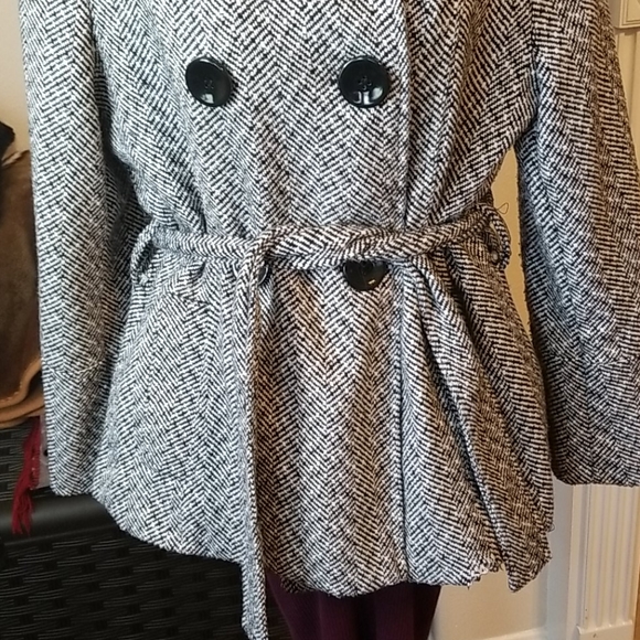Last Kiss Coat 1X - Picture 4 of 8